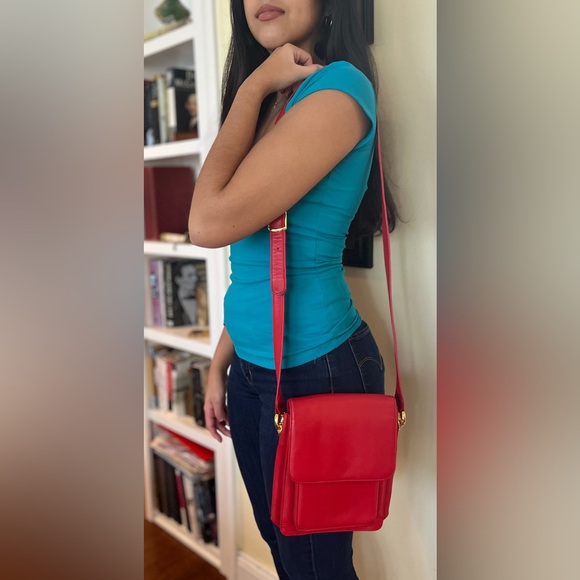 Tignanello Handbags - Vintage Bag 80s 90s Red Tignanello Leather Crossbody with Gold Hardware Like New